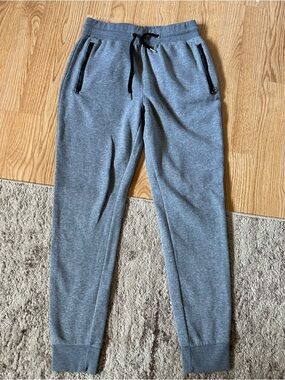 Classic Men's Gray Jogger Sweatpants with Zipper Pockets